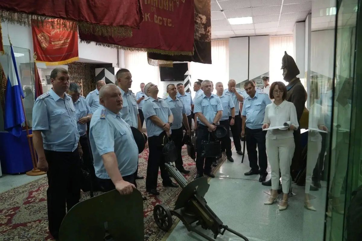 В Иркутске руководители территориальных отделов полиции приняли участие в учебно-методическом сборе В Иркутске руководители территориальных отделов полиции приняли участие в учебно-методическом сборе