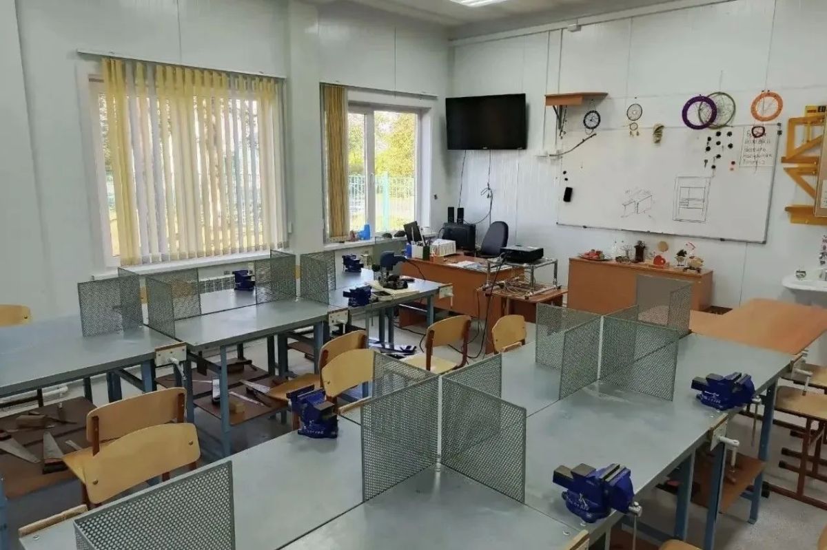 Приангарье участвует в конкурсном отборе Минпросвещения РФ на оснащение школьных кабинетов по предметам «Математика», «Химия», «Биология» и «Информатика»