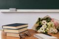 Заслуженным учителям могут установить федеральные доплаты