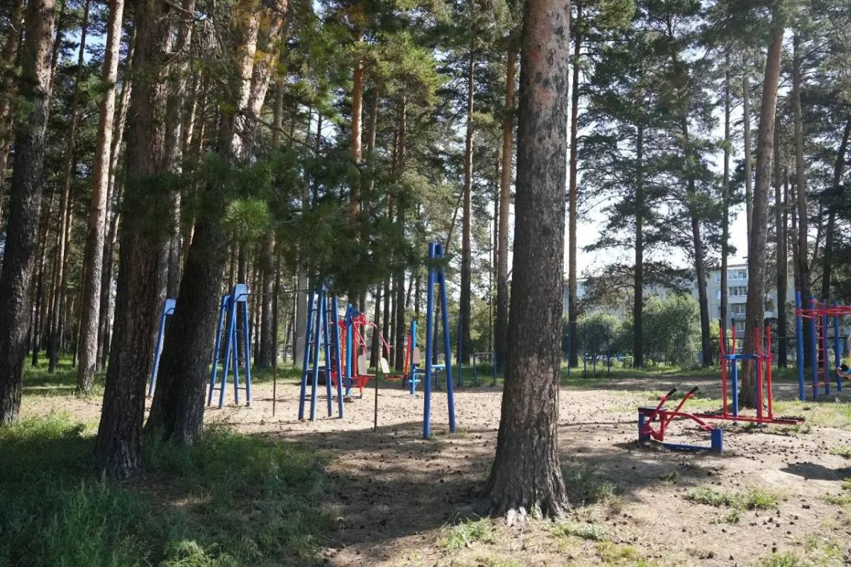Благоустройство возле спортшколы «Ермак» в Ангарске завершено Благоустройство возле спортшколы «Ермак» в Ангарске завершено