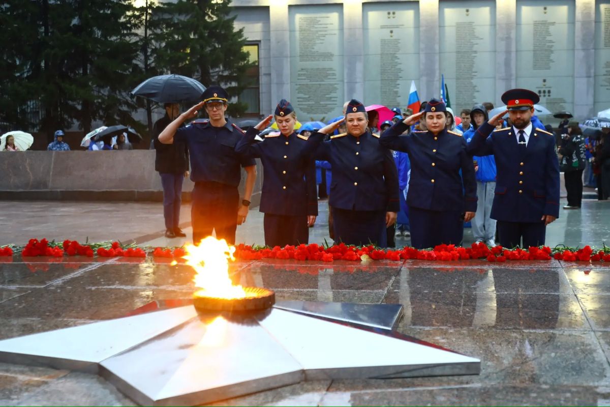Руслан Болотов: Сегодня, 3 сентября, с болью вспоминаем жертв теракта в североосетинском Беслане и всех погибших в трагедиях, связанных с терроризмом Руслан Болотов: Сегодня, 3 сентября, с болью вспоминаем жертв теракта в североосетинском Беслане и всех погибших в трагедиях, связанных с терроризмом