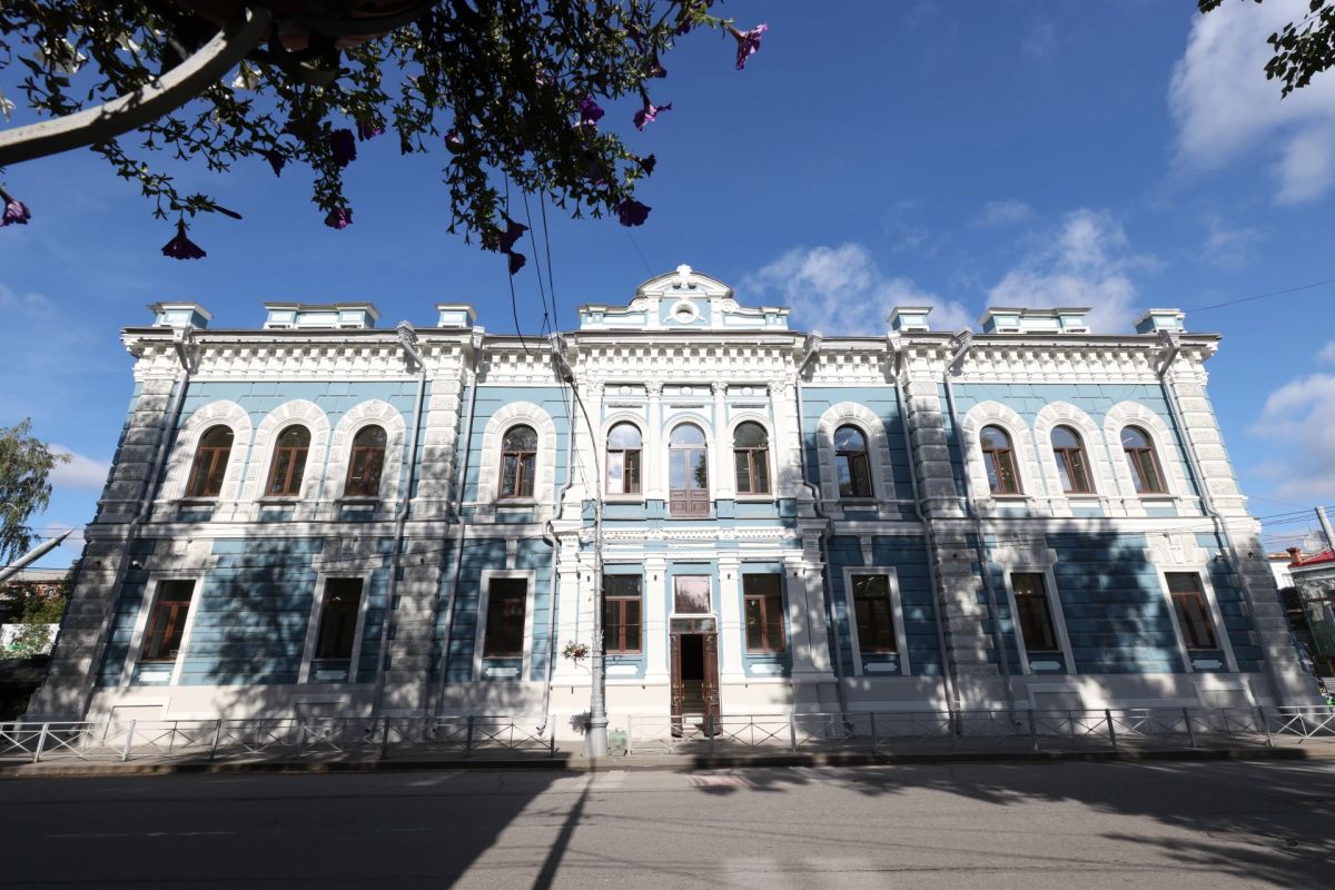 Полпред Президента РФ в СФО и Губернатор Иркутской области обсудили вопросы развития Приангарья и посетили ряд социальных объектов Полпред Президента РФ в СФО и Губернатор Иркутской области обсудили вопросы развития Приангарья и посетили ряд социальных объектов
