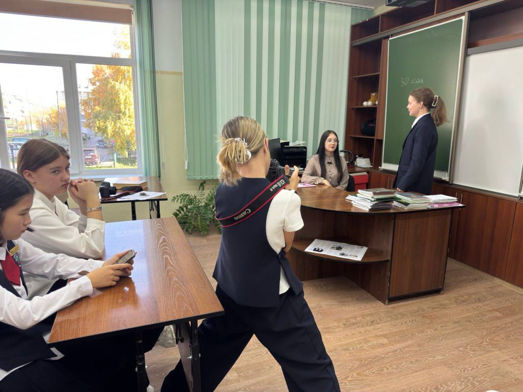 Педагог из Иркутска отмечена за патриотическое воспитание молодежи Педагог из Иркутска отмечена за патриотическое воспитание молодежи
