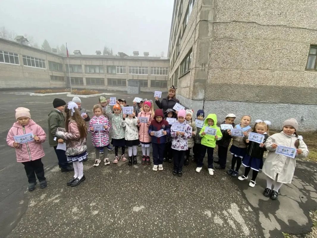 В Нижнеилимском округе прошёл «Курс юного пешехода» для первоклассников В Нижнеилимском округе прошёл «Курс юного пешехода» для первоклассников