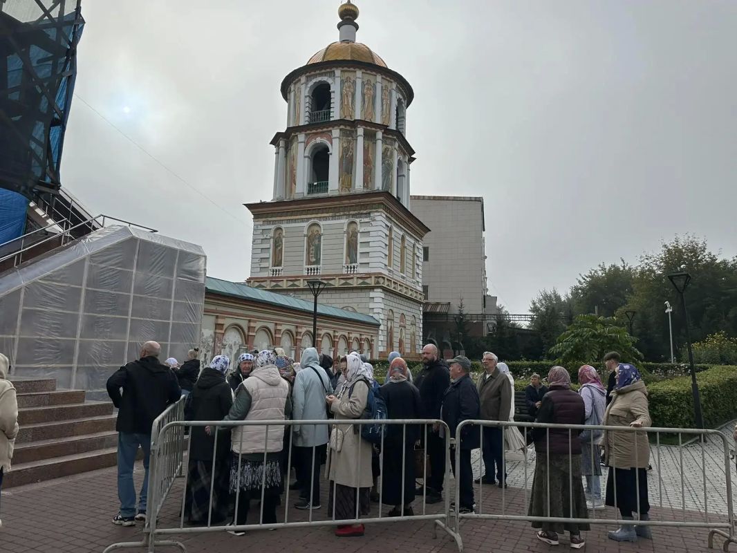 Мощи Спиридона Тримифунтского прибыли в Иркутск Мощи Спиридона Тримифунтского прибыли в Иркутск