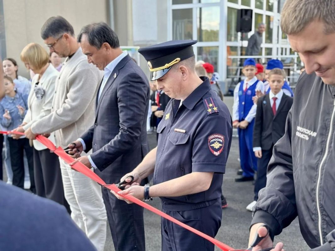 В Иркутске сотрудники Госавтоинспекции приняли участие в открытии велогородка для детей В Иркутске сотрудники Госавтоинспекции приняли участие в открытии велогородка для детей