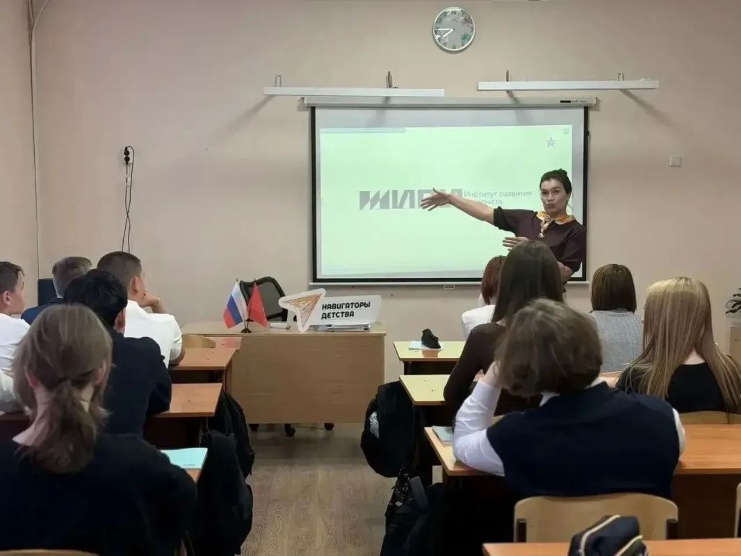 Мероприятия ко Дню Победы над милитаристской Японией прошли в школах Иркутска Мероприятия ко Дню Победы над милитаристской Японией прошли в школах Иркутска
