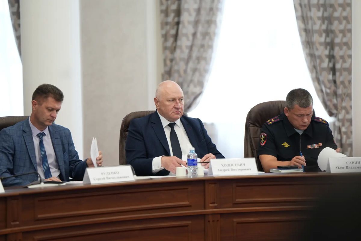 Полпред Президента в СФО Анатолий Серышев и Губернатор Иркутской области Игорь Кобзев обсудили подготовку региона к отопительному периоду Полпред Президента в СФО Анатолий Серышев и Губернатор Иркутской области Игорь Кобзев обсудили подготовку региона к отопительному периоду