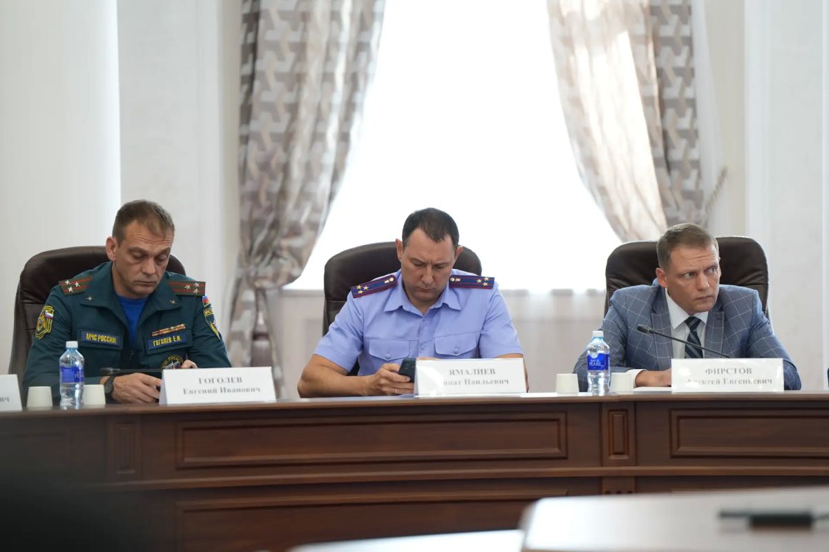 Полпред Президента в СФО Анатолий Серышев и Губернатор Иркутской области Игорь Кобзев обсудили подготовку региона к отопительному периоду Полпред Президента в СФО Анатолий Серышев и Губернатор Иркутской области Игорь Кобзев обсудили подготовку региона к отопительному периоду