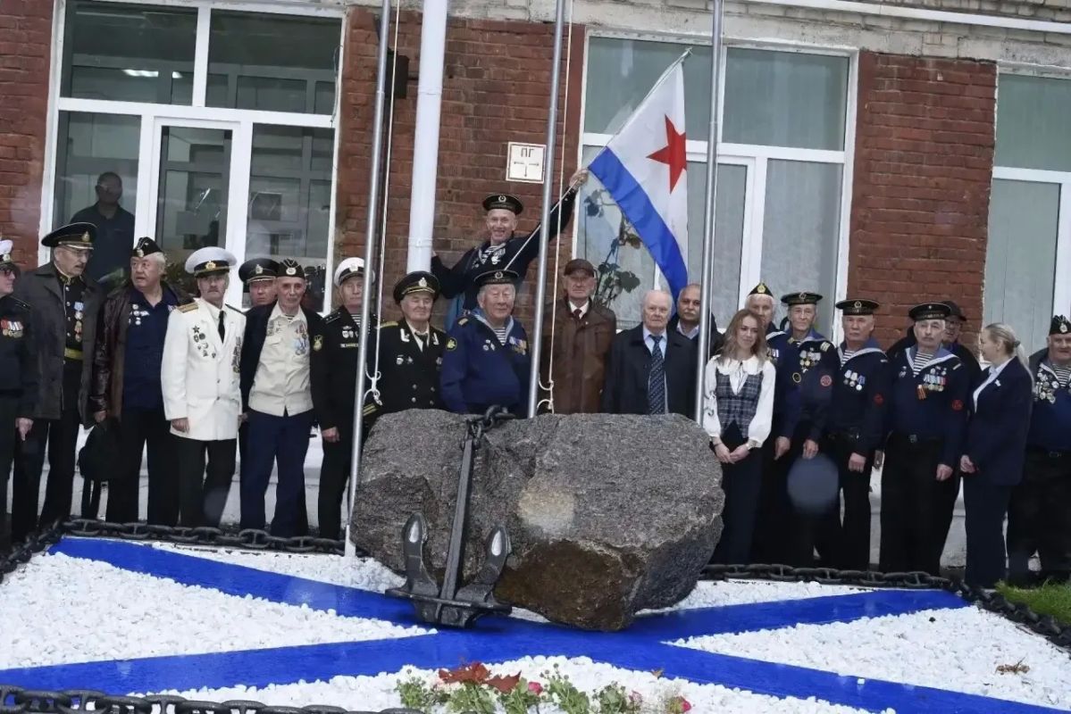 Мероприятия ко Дню Победы над милитаристской Японией прошли в школах Иркутска Мероприятия ко Дню Победы над милитаристской Японией прошли в школах Иркутска