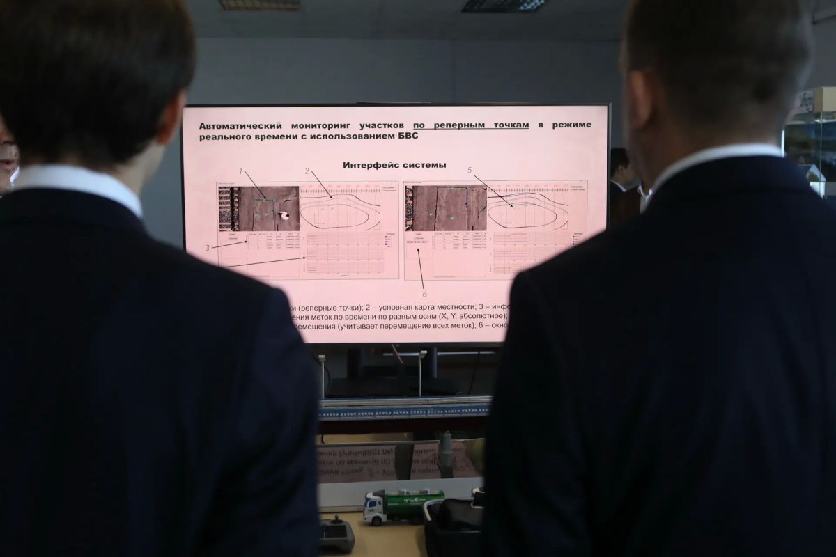 Владимир Потешкин: Опыт капитального ремонта аэродрома Усть-Кута необходимо масштабировать на всю Иркутскую область Владимир Потешкин: Опыт капитального ремонта аэродрома Усть-Кута необходимо масштабировать на всю Иркутскую область