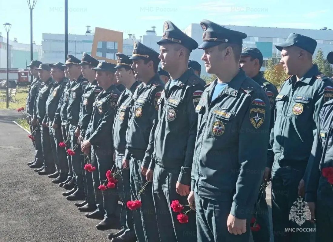 Личный состав Главного управления почтил память Героя России Евгения Зиничева Личный состав Главного управления почтил память Героя России Евгения Зиничева