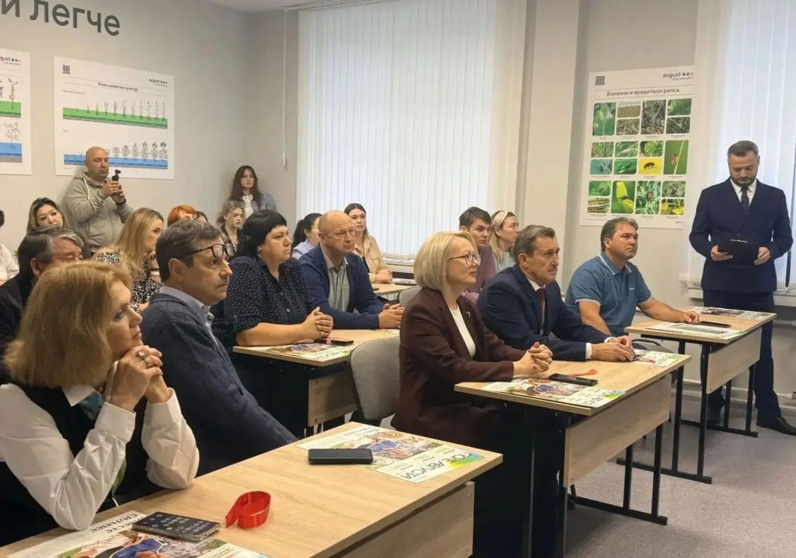 В Иркутском ГАУ открылась новая аудитория для студентов агрономического факультета В Иркутском ГАУ открылась новая аудитория для студентов агрономического факультета
