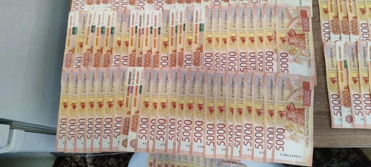 В Иркутске к лишению свободы приговорен карманник, похитивший у местной жительницы 3 миллиона рублей В Иркутске к лишению свободы приговорен карманник, похитивший у местной жительницы 3 миллиона рублей