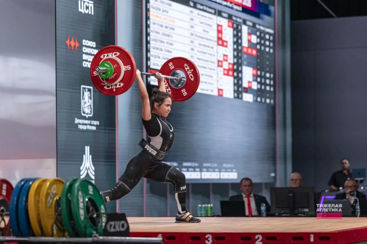 Спортсменки Приангарья выиграли четыре медали на чемпионате России по тяжёлой атлетике среди женщин, который с 10 по 13 сентября проводился в Москве Спортсменки Приангарья выиграли четыре медали на чемпионате России по тяжёлой атлетике среди женщин, который с 10 по 13 сентября проводился в Москве