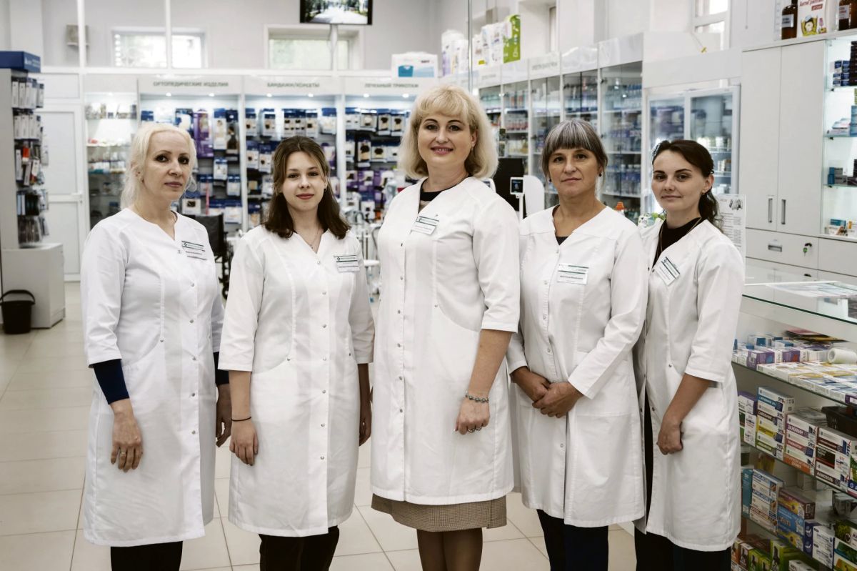 «И тебя вылечат, и меня вылечат…»: город открыл первый фармацевтический маркет на улице Дзержинского, 27 «И тебя вылечат, и меня вылечат…»: город открыл первый фармацевтический маркет на улице Дзержинского, 27