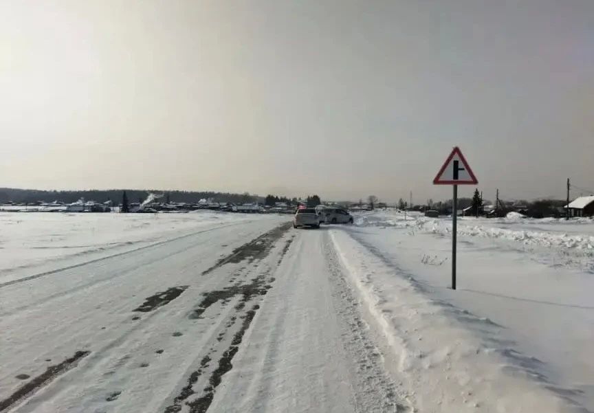 В Заларинском районе оштрафован мужчина, оскорбивший сотрудников полиции