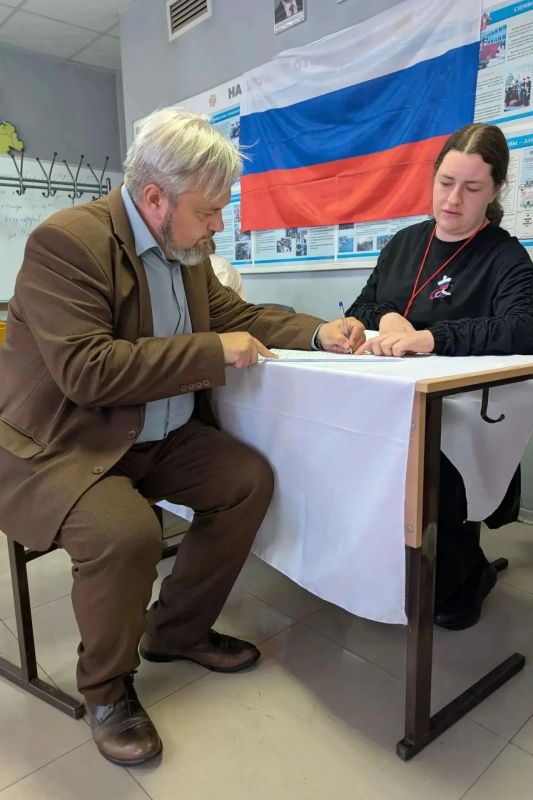 В Иркутской области в первый день голосования избирательные участки посетили зампреды Правительства и министры В Иркутской области в первый день голосования избирательные участки посетили зампреды Правительства и министры