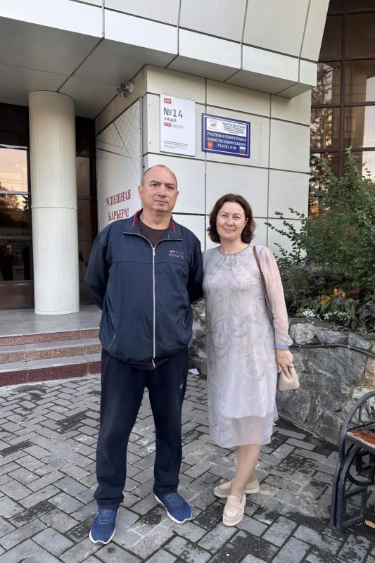 В Иркутской области в первый день голосования избирательные участки посетили зампреды Правительства и министры В Иркутской области в первый день голосования избирательные участки посетили зампреды Правительства и министры