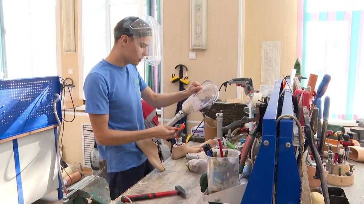 Вековой юбилей протезно-ортопедического предприятия отметили в Иркутске