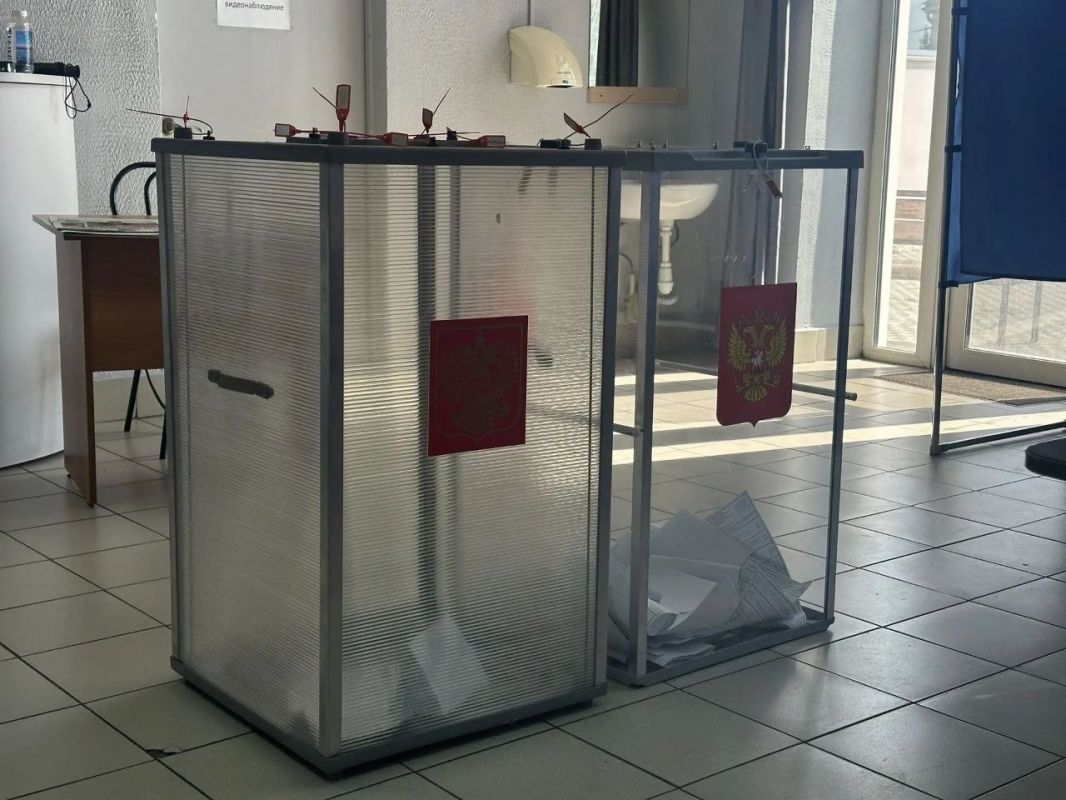 Вот это понимаю — подход! В честь Года народного единства на избирательном участке в Одинске (Ангарск) атмосфера особая Вот это понимаю — подход! В честь Года народного единства на избирательном участке в Одинске (Ангарск) атмосфера особая