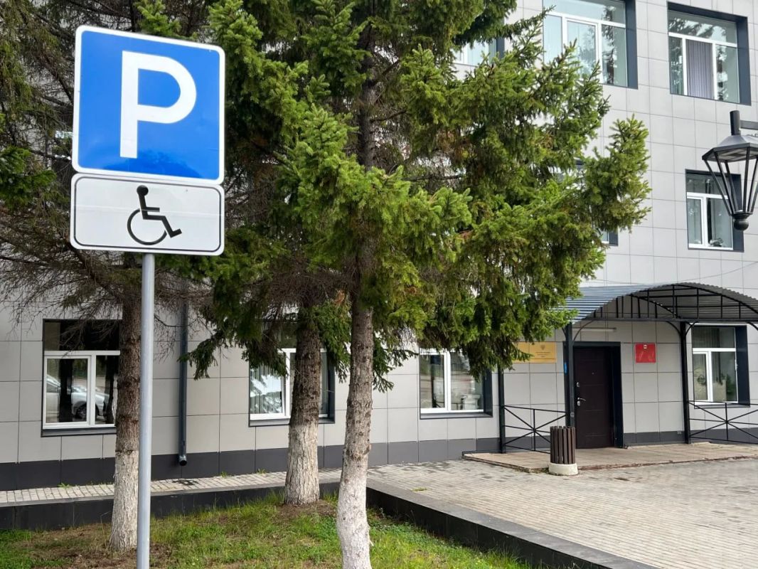В Усть-Удинском районе прокуратура добилась оборудования парковочного места для транспорта граждан с ограниченными возможностями