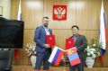 Соглашение о всестороннем сотрудничестве подписали председатель правления Иркутского регионального отделения Федерации всестилевого карате России Петр Неупокоев и президент Федерации SKIF Монголии Чинзориг Намсрай
