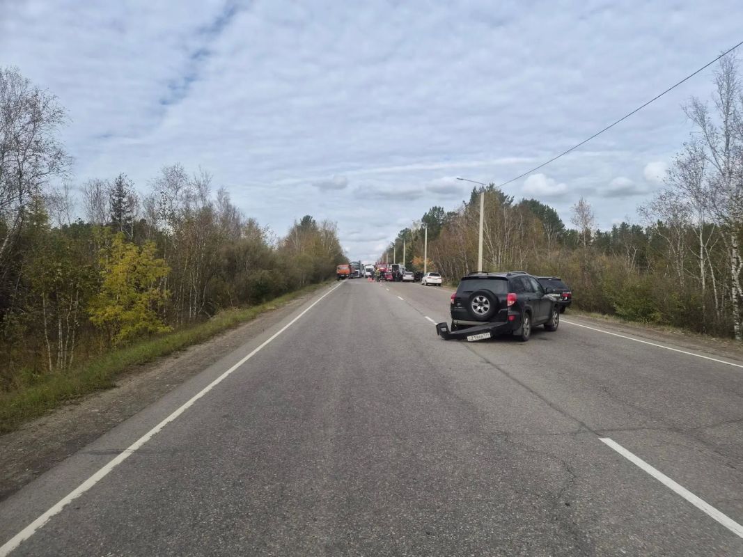 В Ангарске полицейские разбираются в обстоятельствах дорожной аварии с участием четырёх автомобилей В Ангарске полицейские разбираются в обстоятельствах дорожной аварии с участием четырёх автомобилей
