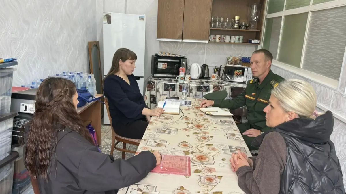Мы помним каждого, кто встал на защиту Отечества, и никогда не забудем их подвиги Мы помним каждого, кто встал на защиту Отечества, и никогда не забудем их подвиги