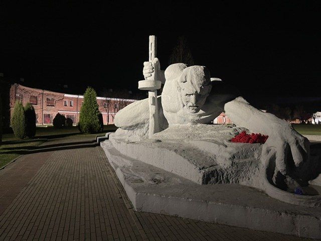 Мемориальному комплексу «Брестская крепость-герой» 55 лет Мемориальному комплексу «Брестская крепость-герой» 55 лет