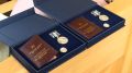 Почетный знак имени Юрия Ножикова вручили в Законодательном собрании Иркутской области