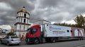 Иркутские священники вместе с прихожанами сдавали кровь на мобильной станции переливания