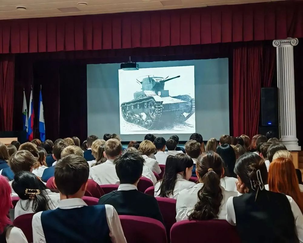 В школах Иркутска продолжается реализация проекта «Тыловики.РФ»