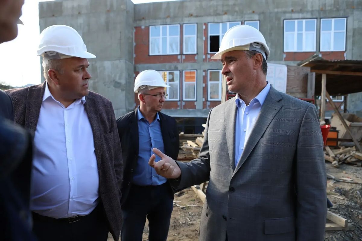 Власти Иркутска принимают меры, чтобы не допустить существенного удорожания строительства школы в микрорайоне Союз Власти Иркутска принимают меры, чтобы не допустить существенного удорожания строительства школы в микрорайоне Союз