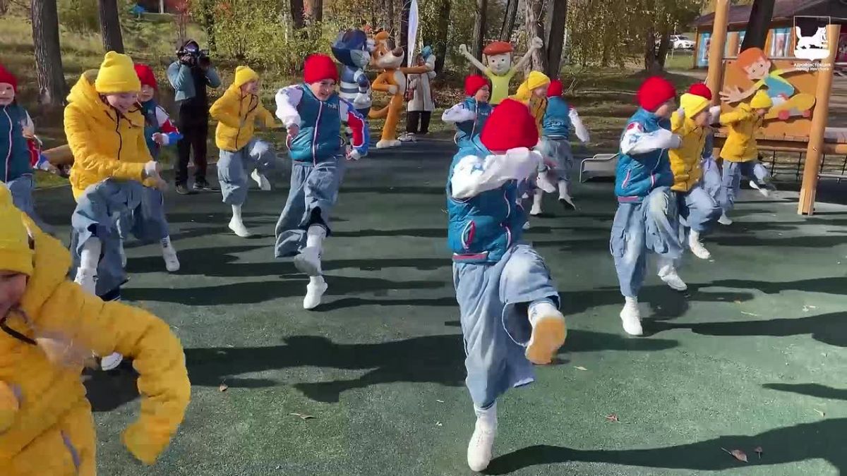 Руслан Болотов: Детская площадка в стиле одного из любимых мультфильмов «Простоквашино» появилась на Якоби