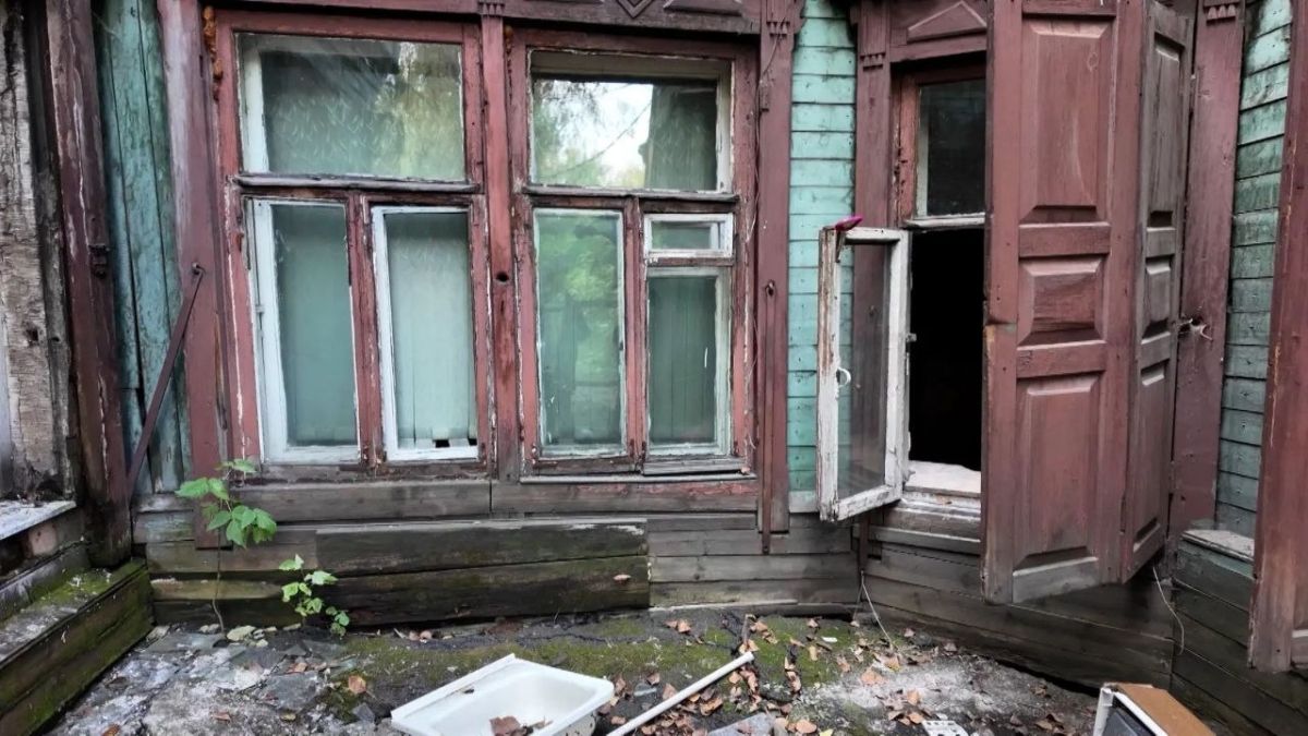 Общественники и волонтеры Иркутска обеспокоены судьбой старинной усадьбы Попова