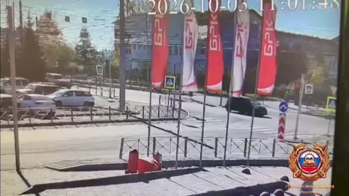 Двоих детей на самокатах сбила машина в Свердловском округе Иркутска
