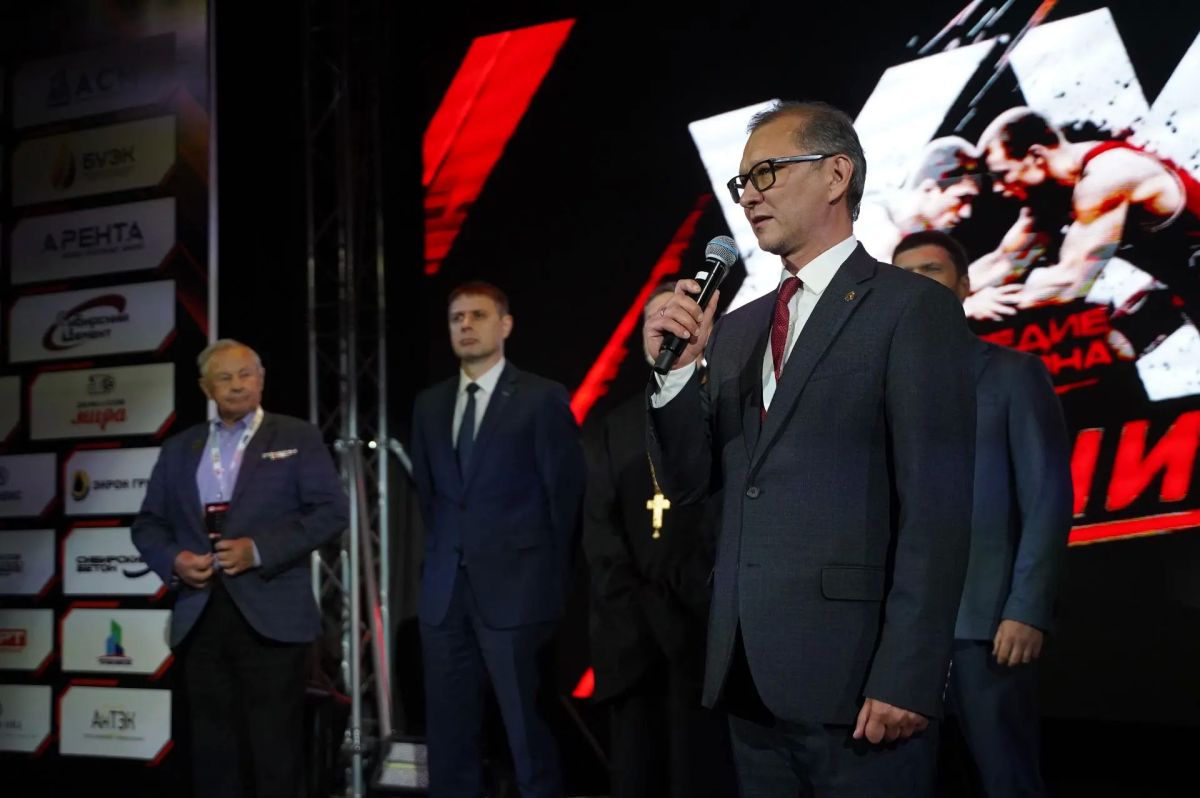 XXI Всероссийский турнир по греко-римской борьбе памяти Олимпийского чемпиона, Почетного гражданина города Иркутска Константина Григорьевича Вырупаева 2-3 октября проходил во Дворце спорта «Труд» XXI Всероссийский турнир по греко-римской борьбе памяти Олимпийского чемпиона, Почетного гражданина города Иркутска Константина Григорьевича Вырупаева 2-3 октября проходил во Дворце спорта «Труд»