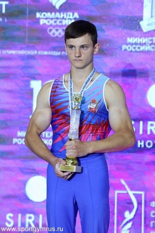 Гимнаст Илья Заика исполнил новый элемент на кольцах в Париже
