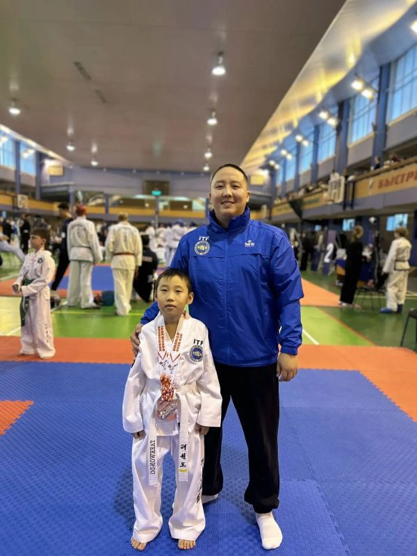 Спортсмены Иркутской области успешно выступили на чемпионате и первенстве Сибирского федерального округа по тхэквондо ИТФ, а также на фестивале СФО «Кубок Сибири» Спортсмены Иркутской области успешно выступили на чемпионате и первенстве Сибирского федерального округа по тхэквондо ИТФ, а также на фестивале СФО «Кубок Сибири»