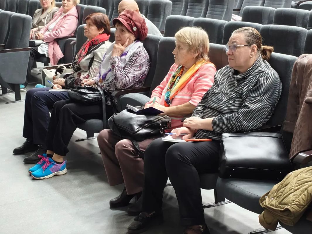 Иркутяне могут посмотреть онлайн лекцию «Вакцинация Иркутяне могут посмотреть онлайн лекцию «Вакцинация