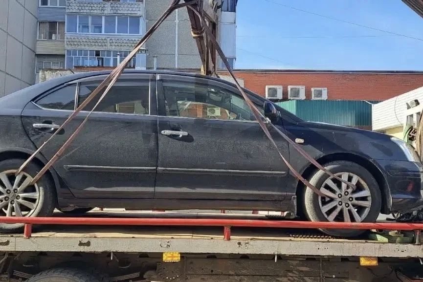 В Иркутске у нарушителя с 96 штрафами ПДД арестовали автомобиль