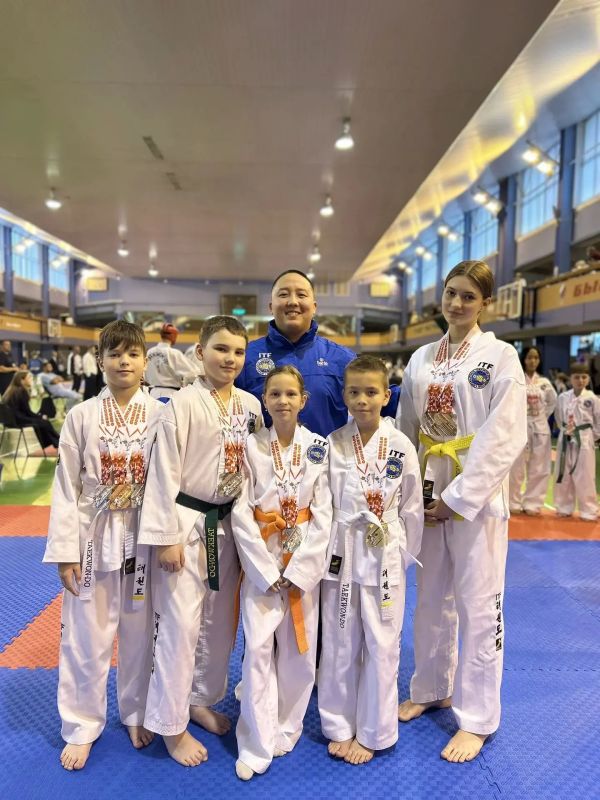 Спортсмены Иркутской области успешно выступили на чемпионате и первенстве Сибирского федерального округа по тхэквондо ИТФ, а также на фестивале СФО «Кубок Сибири» Спортсмены Иркутской области успешно выступили на чемпионате и первенстве Сибирского федерального округа по тхэквондо ИТФ, а также на фестивале СФО «Кубок Сибири»