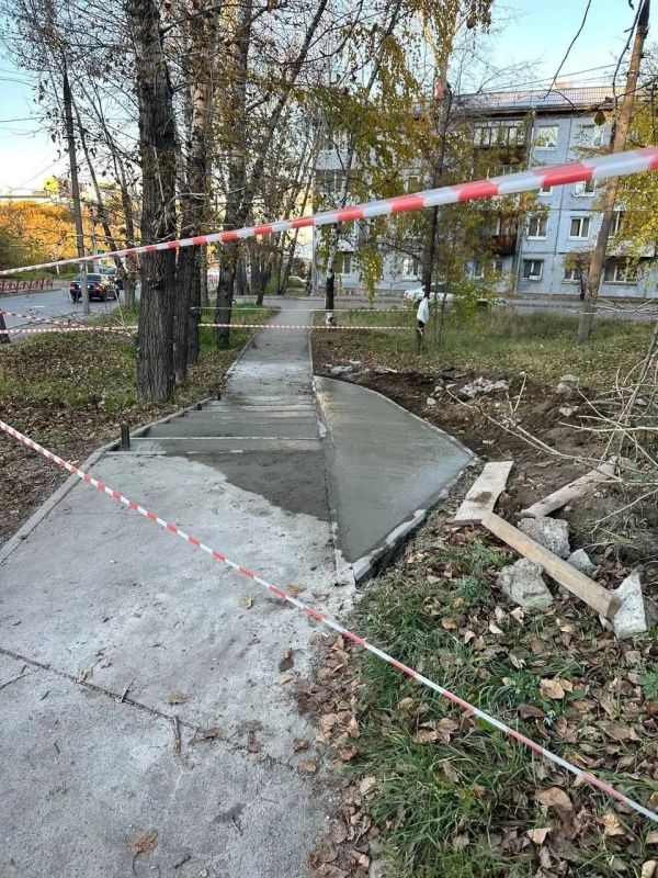 11 лестниц отремонтировали в микрорайоне Первомайском 11 лестниц отремонтировали в микрорайоне Первомайском