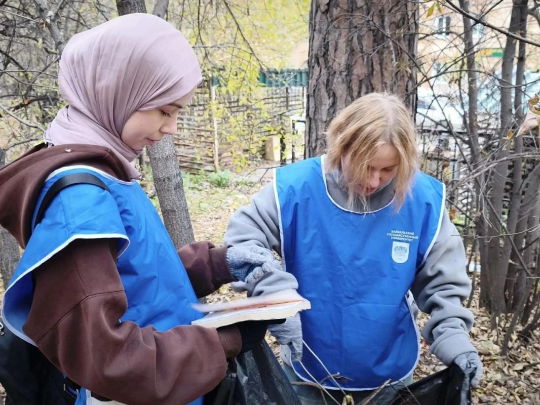 Иркутяне продолжают наводить порядок в городе Иркутяне продолжают наводить порядок в городе