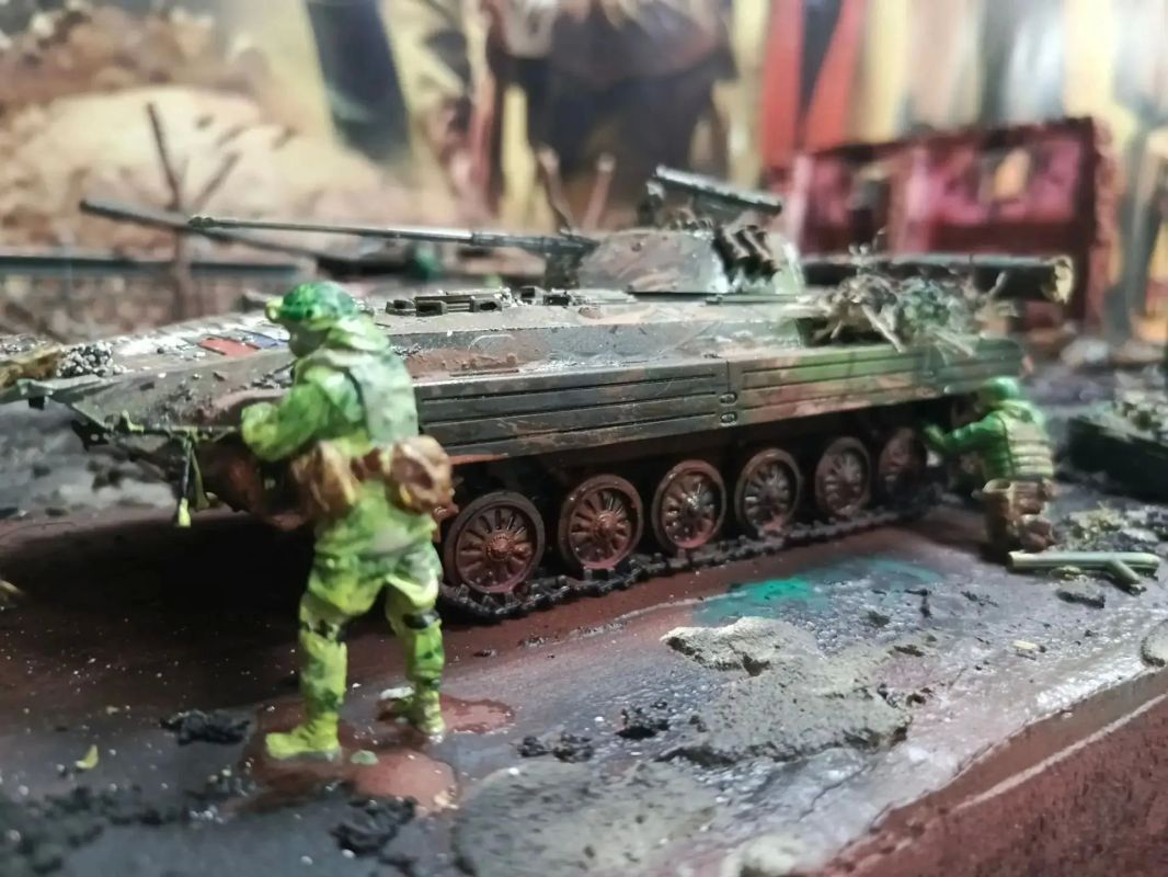 «СВО: Военная летопись в макетах» — выставка Олега Баженова «СВО: Военная летопись в макетах» — выставка Олега Баженова