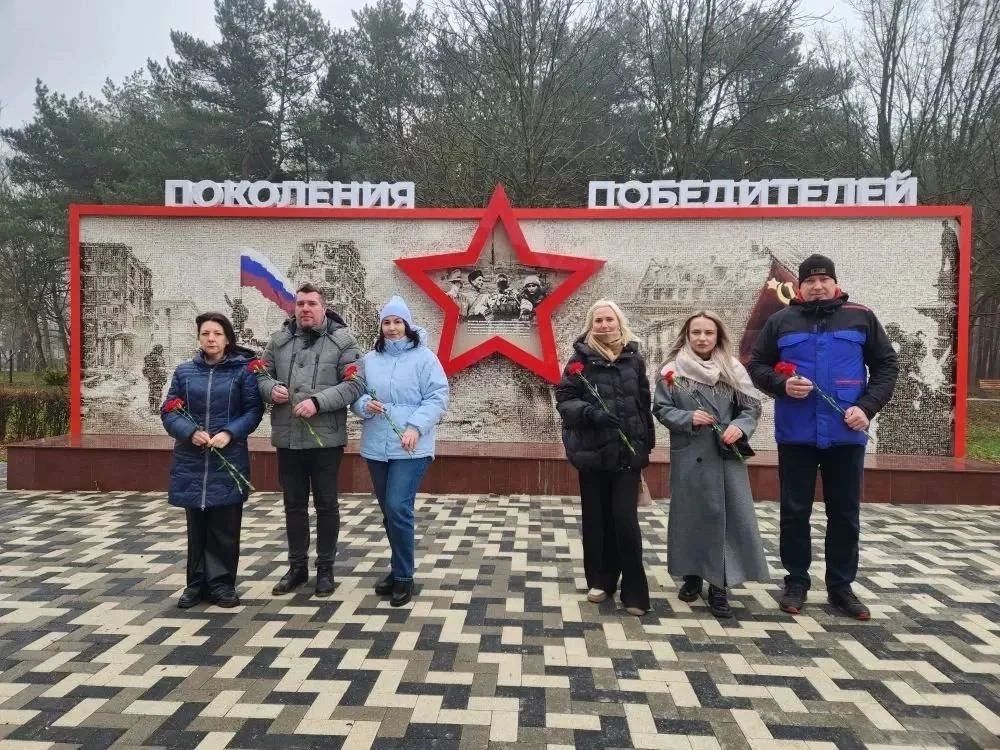 09 октября 2026 года сотрудники Управления Федерального казначейства по Ставропольскому краю приняли участие в мероприятиях, проводимых в Ставропольском крае в честь Дня воинской славы России — 83-й годовщины разгрома... 09 октября 2026 года сотрудники Управления Федерального казначейства по Ставропольскому краю приняли участие в мероприятиях, проводимых в Ставропольском крае в честь Дня воинской славы России — 83-й годовщины разгрома...