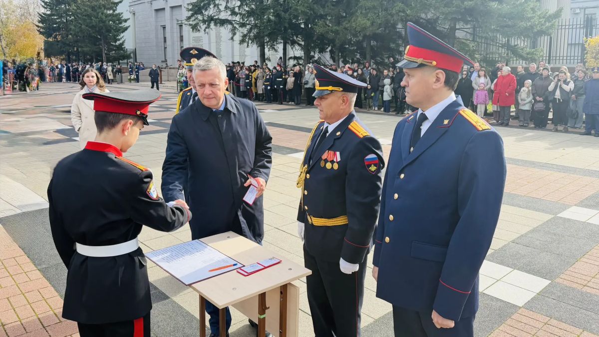 В Иркутске кадеты торжественно приняли присягу В Иркутске кадеты торжественно приняли присягу