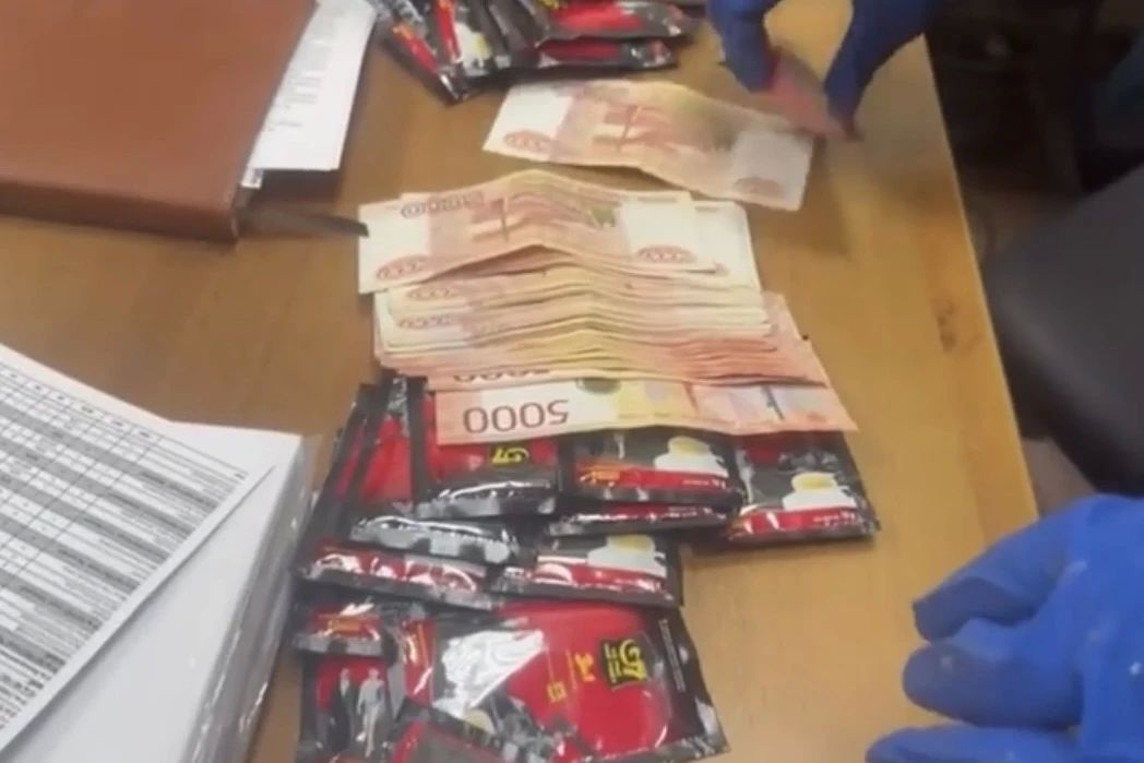 37-летний житель Ангарска решил уладить вопрос с видом на жительство для своей жены