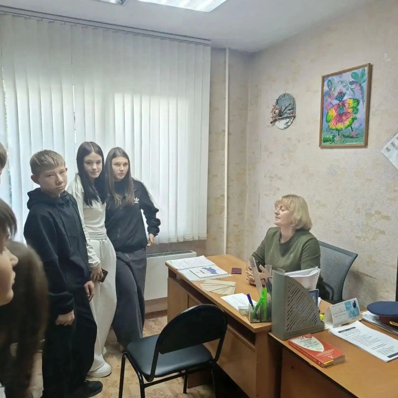 Связующая нить: как помощники Уполномоченного помогают подросткам найти ориентиры в жизни Связующая нить: как помощники Уполномоченного помогают подросткам найти ориентиры в жизни